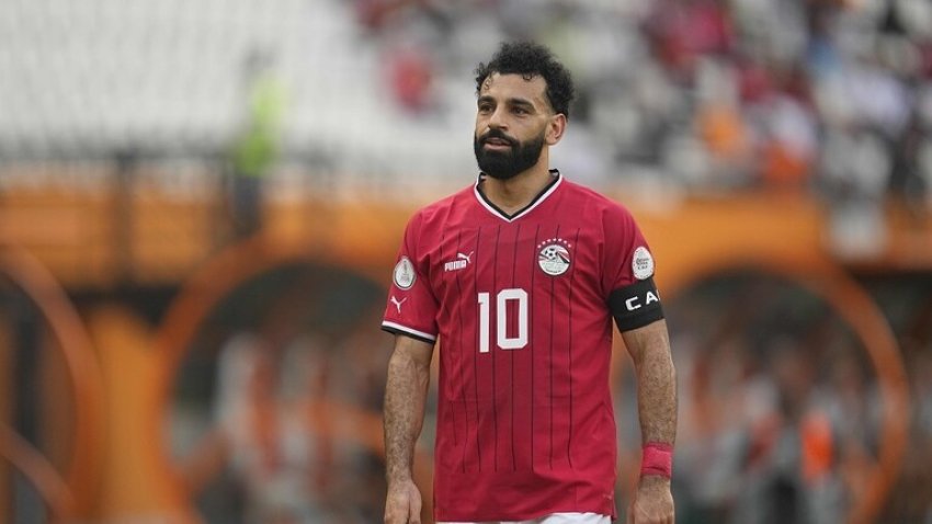 ما سبب عدم انضمام محمد صلاح للمنتخب المصري ؟